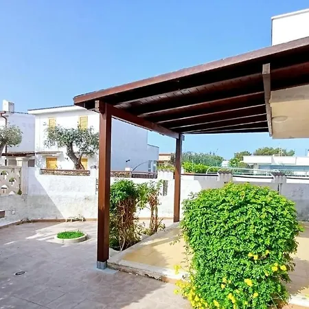 Bouganville Holiday home Leporano